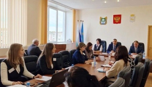 Работу избирательных комиссий в период подготовки к выборам депутатов Государственной Думы обсудили в г. Шадринске в ходе выездного обучающего зонального семинара