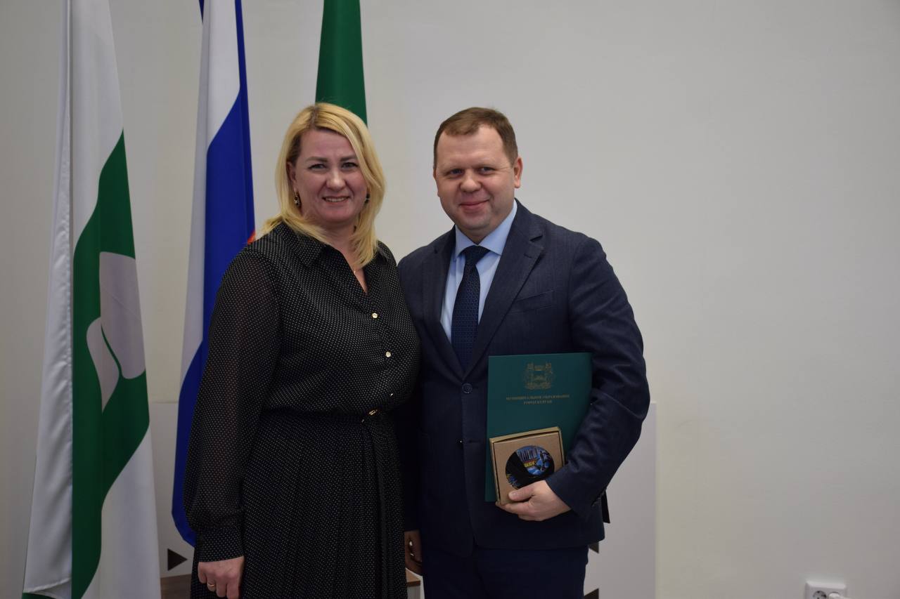 Стабильность, доверие и плодотворное сотрудничество Стабильность, доверие и плодотворное сотрудничество