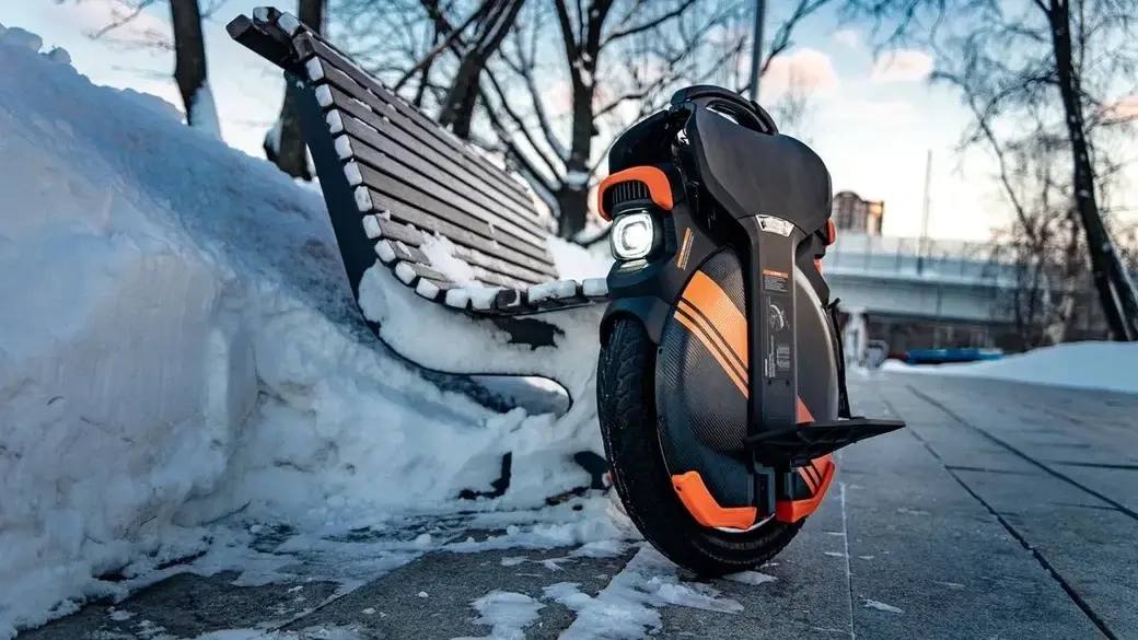 На улицах городов и населенных пунктов становится все больше любителей средств индивидуальной мобильности (СИМ): моноколес, электросамокатов и электровелосипедов