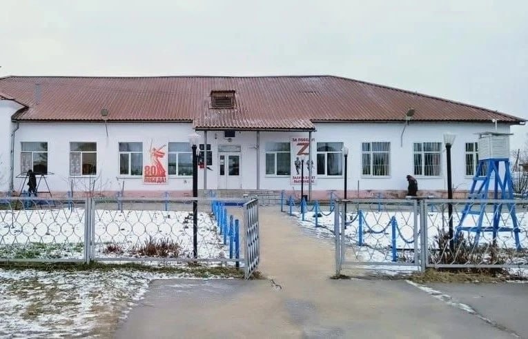 В Курганской области при поддержке губернатора Вадима Шумкова идет капитальный ремонт школ в Шумихинском и Далматовском округах В Курганской области при поддержке губернатора Вадима Шумкова идет капитальный ремонт школ в Шумихинском и Далматовском округах