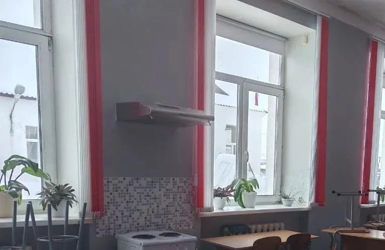 В Курганской области при поддержке губернатора Вадима Шумкова идет капитальный ремонт школ в Шумихинском и Далматовском округах В Курганской области при поддержке губернатора Вадима Шумкова идет капитальный ремонт школ в Шумихинском и Далматовском округах