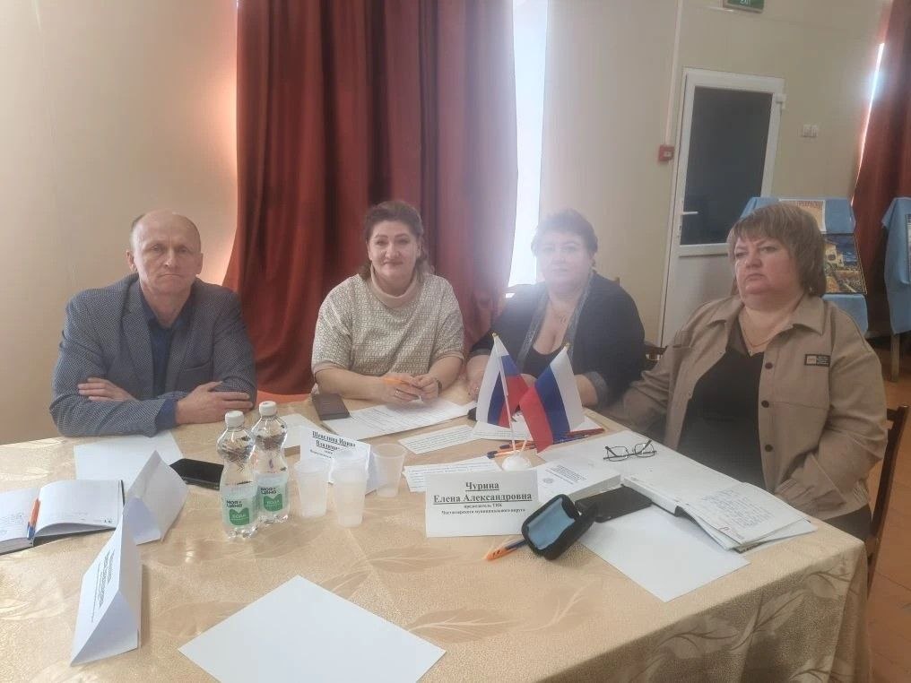 В Макушинском муниципальном округе проходит выездной обучающий зональный семинар для председателей, заместителей председателей и секретарей ТИК В Макушинском муниципальном округе проходит выездной обучающий зональный семинар для председателей, заместителей председателей и секретарей ТИК