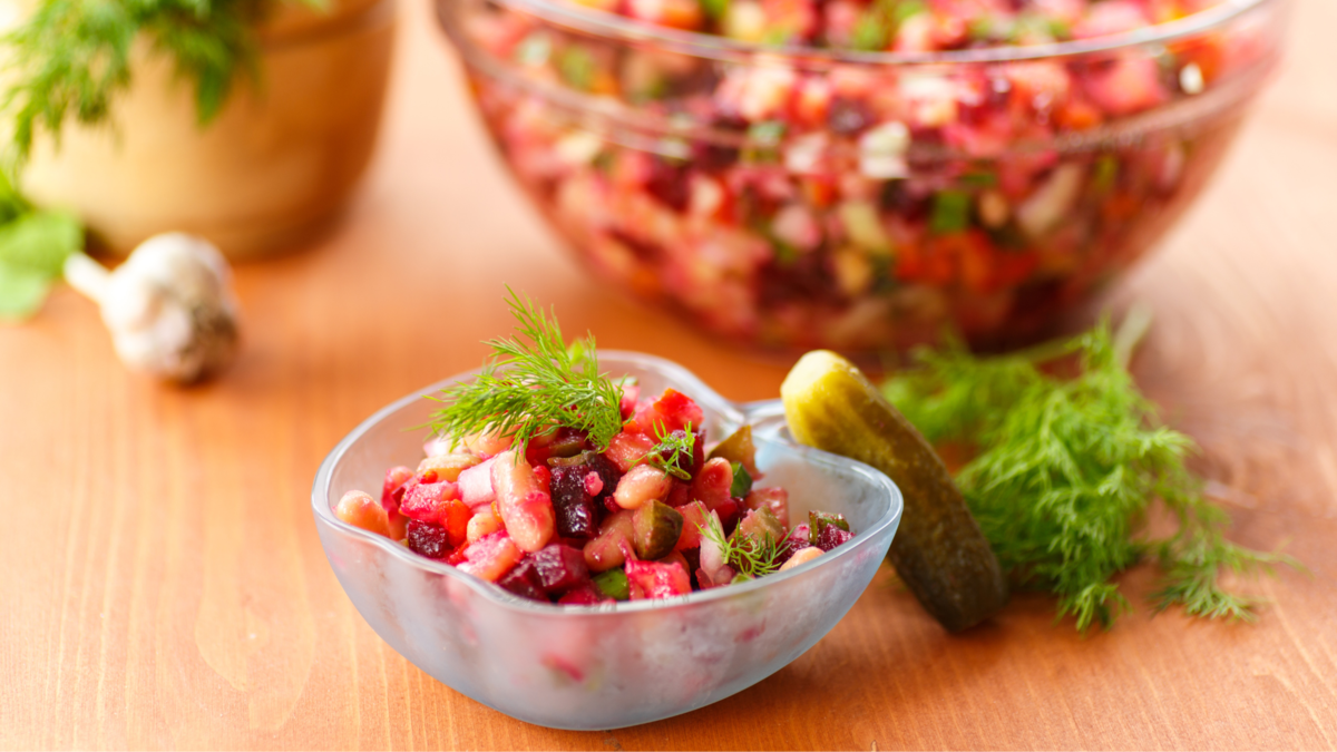 Как приготовить идеальный винегрет: секреты с зелеными горошком и фасолью