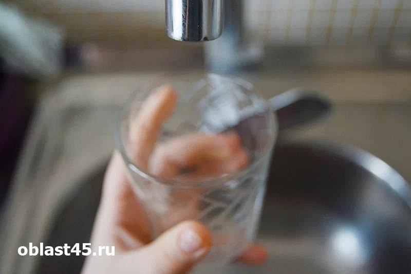 В Кургане произошла временная приостановка подачи воды в город