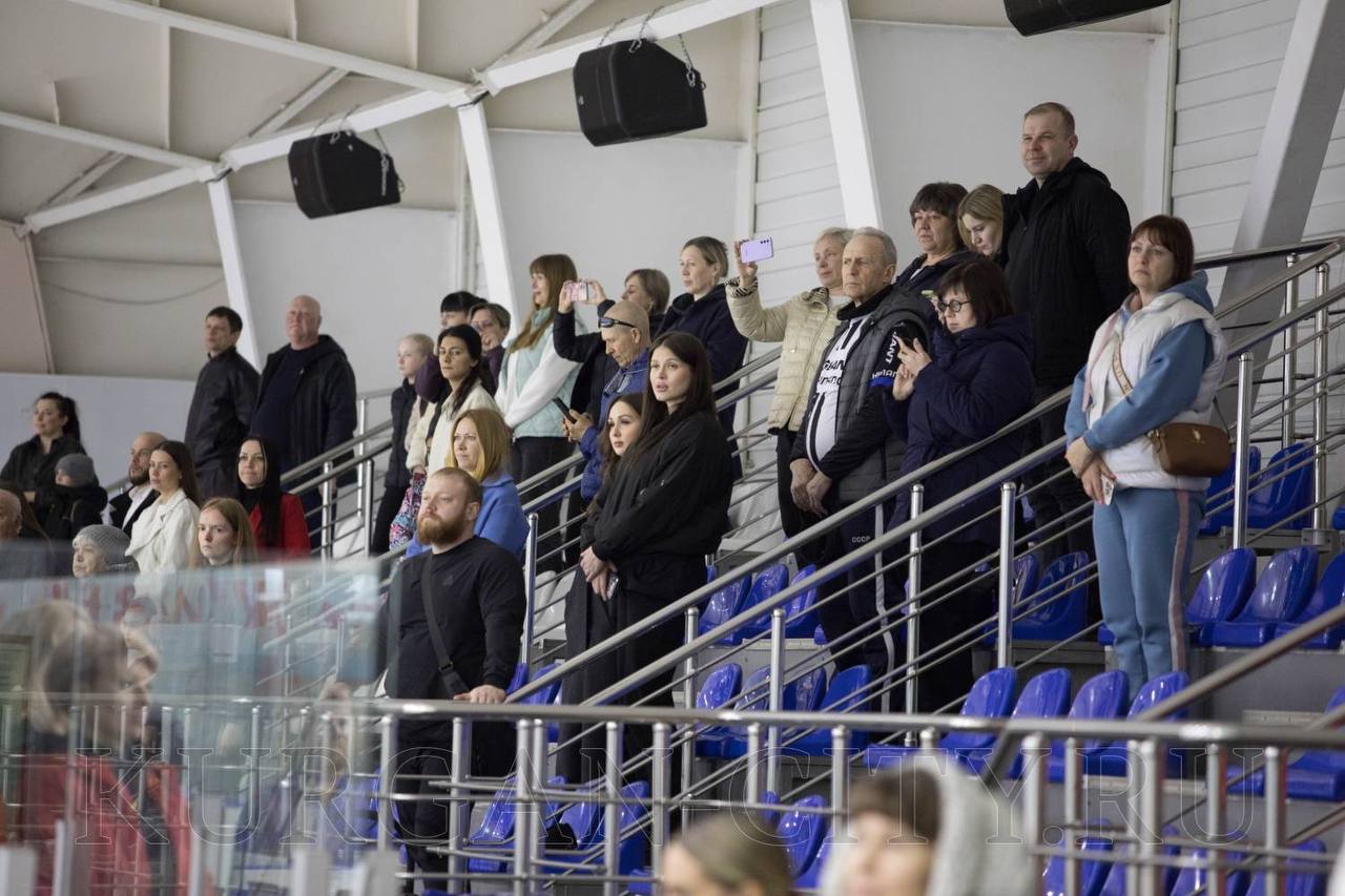 Сегодня на базе ледовой арены «Юность» состоялось торжественное открытие Первенства города Кургана по фигурному катанию на коньках Сегодня на базе ледовой арены «Юность» состоялось торжественное открытие Первенства города Кургана по фигурному катанию на коньках