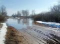 В Кетовском округе затопило дорогу, проезд - только спецтранспорту