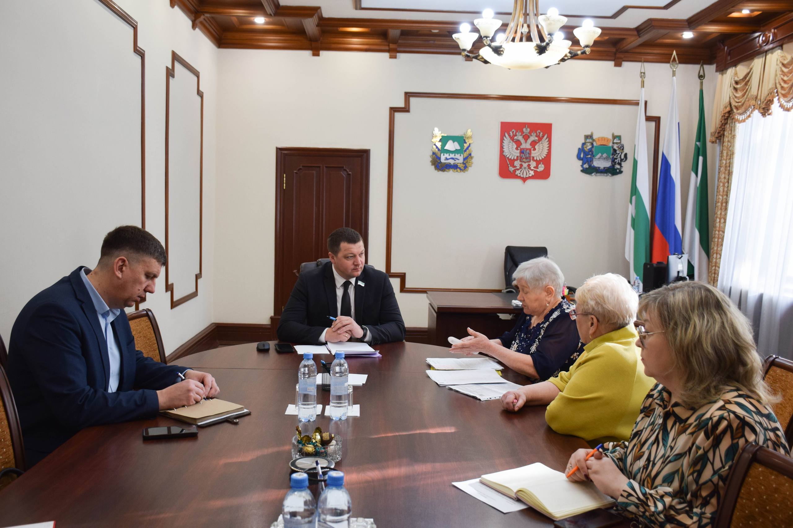 Антон Науменко: Провёл очередной приём граждан по личным вопросам Антон Науменко: Провёл очередной приём граждан по личным вопросам