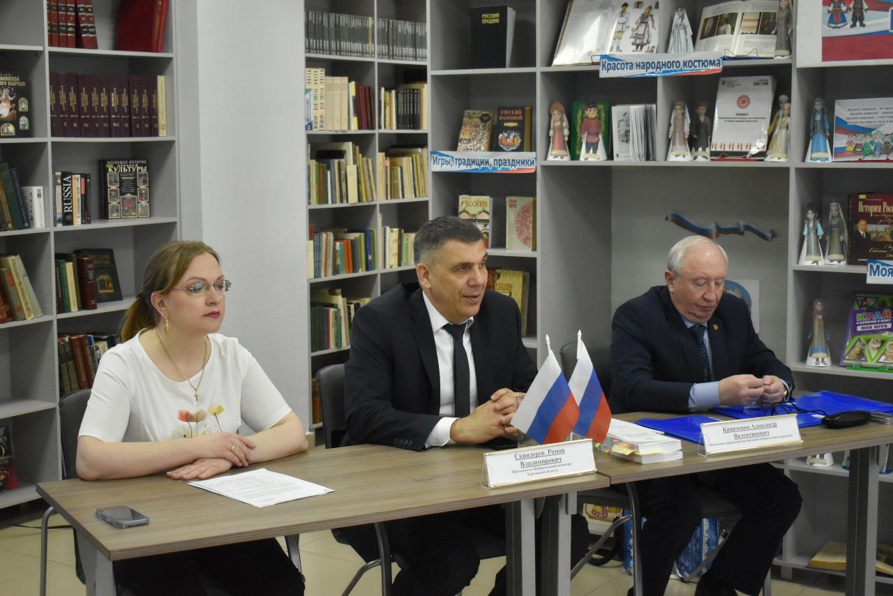 Варгашинский муниципальный округ стал площадкой для проведения выездного зонального семинара для председателей, заместителей председателей и секретарей ТИК Варгашинский муниципальный округ стал площадкой для проведения выездного зонального семинара для председателей, заместителей председателей и секретарей ТИК