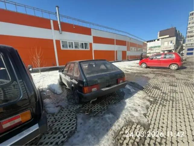 Департамент развития городского хозяйства информирует о выявлении автотранспортных средств, длительное время находящихся на парковочных площадках без признаков эксплуатации и, предположительно, оставленных своими владельцами: Департамент развития городского хозяйства информирует о выявлении автотранспортных средств, длительное время находящихся на парковочных площадках без признаков эксплуатации и, предположительно, оставленных своими владельцами: