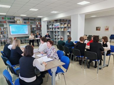 Варгашинский муниципальный округ стал площадкой для проведения выездного зонального семинара для председателей, заместителей председателей и секретарей ТИК