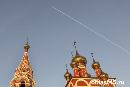 Выйти из онлайна, чтобы воскреснуть: курганский священник призвал горожан к цифровому посту