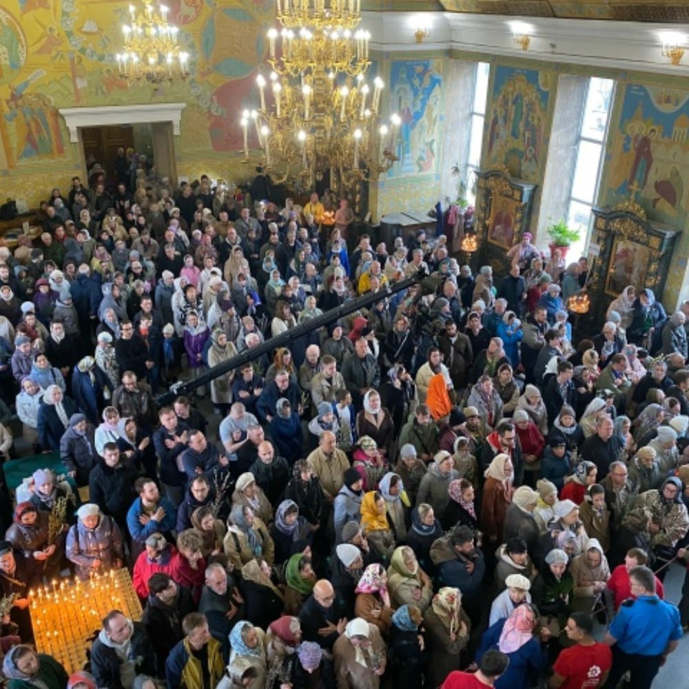 Вербное воскресенье отмечают православные по всей России Вербное воскресенье отмечают православные по всей России