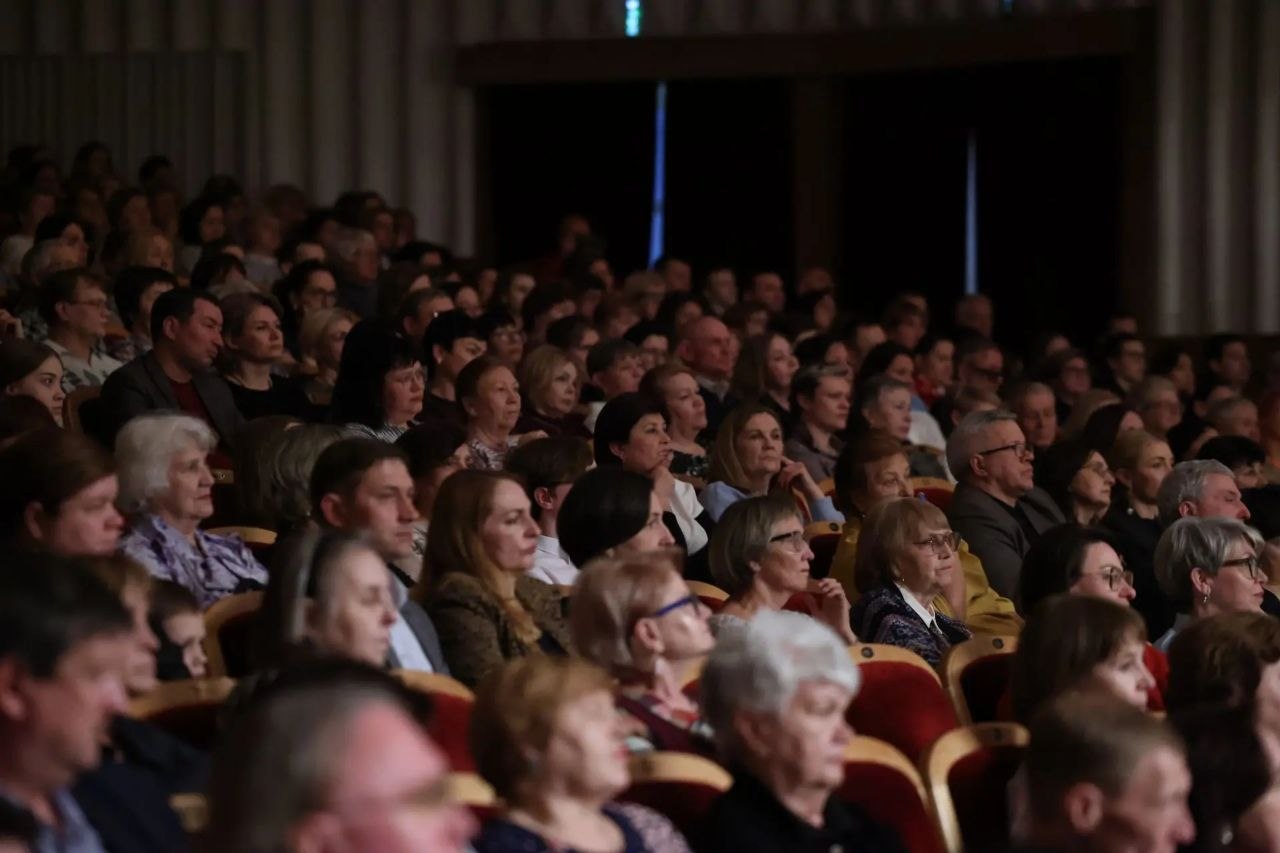 Вадим Шумков: Второй год подряд с народным артистом России Денисом Мацуевым проводим в Кургане фестиваль "Диалог поколений" Вадим Шумков: Второй год подряд с народным артистом России Денисом Мацуевым проводим в Кургане фестиваль "Диалог поколений"