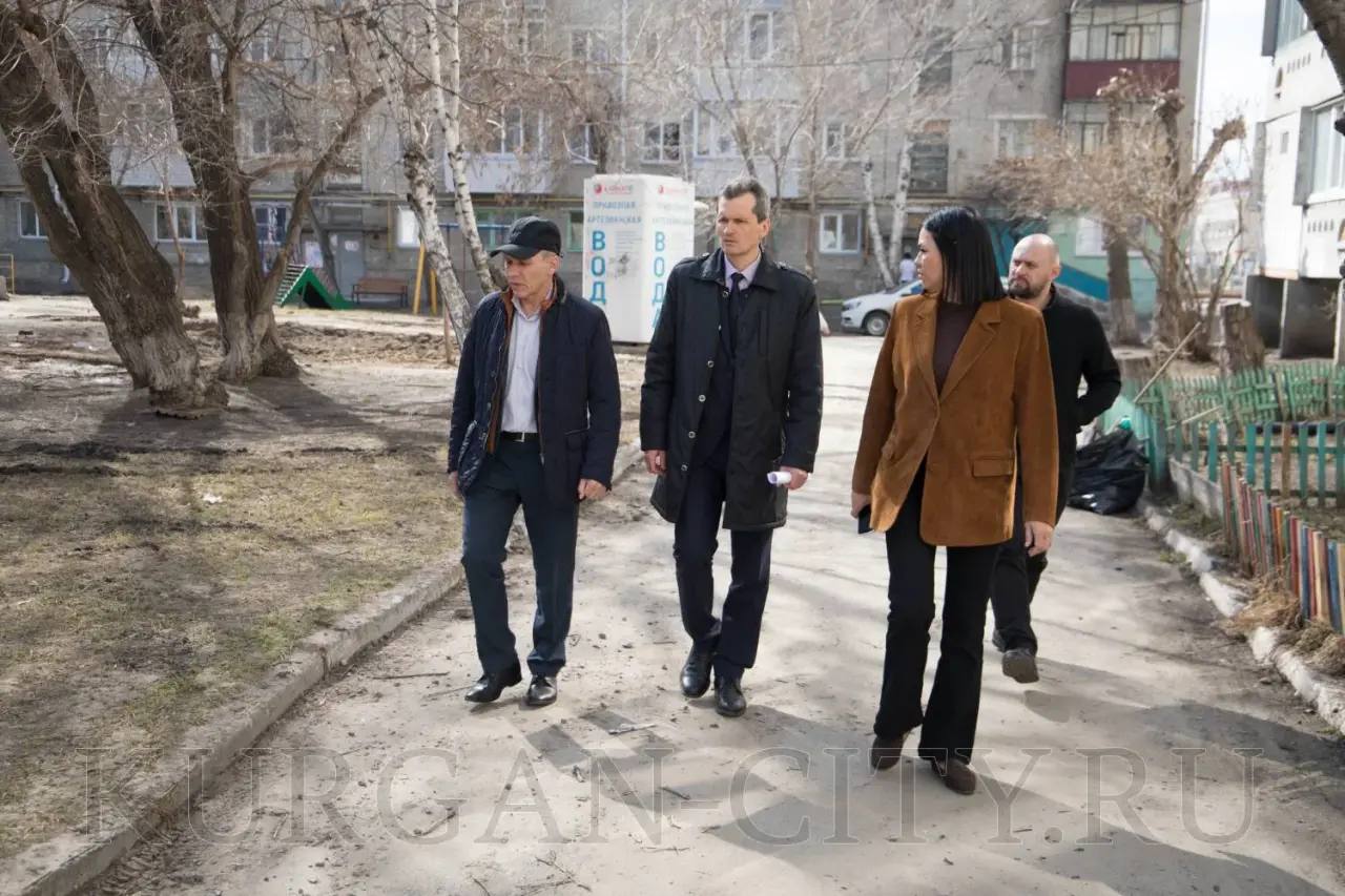 В Кургане продолжается сезон субботников В Кургане продолжается сезон субботников