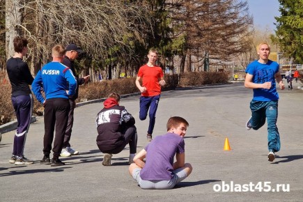В курганском ЦПКиО оборудуют беговые дорожки и зону для переодевания
