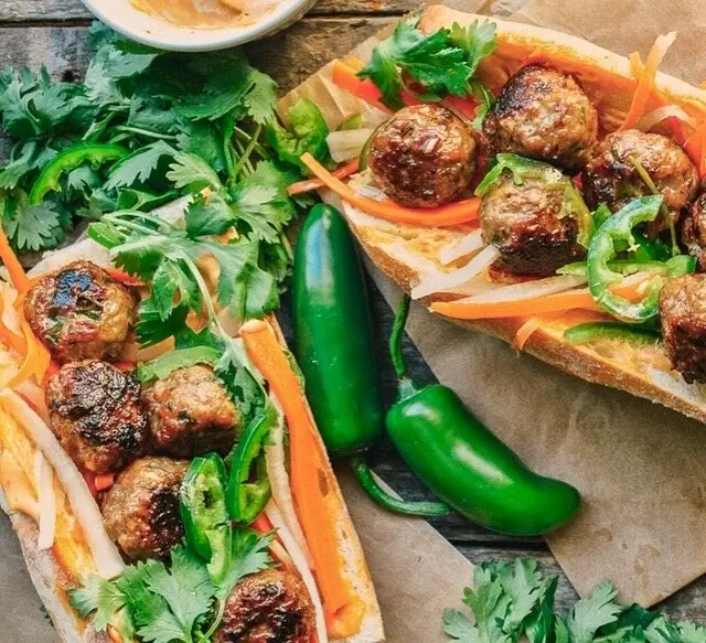 Как приготовить идеальные митболлы: универсальный рецепт для всей семьи