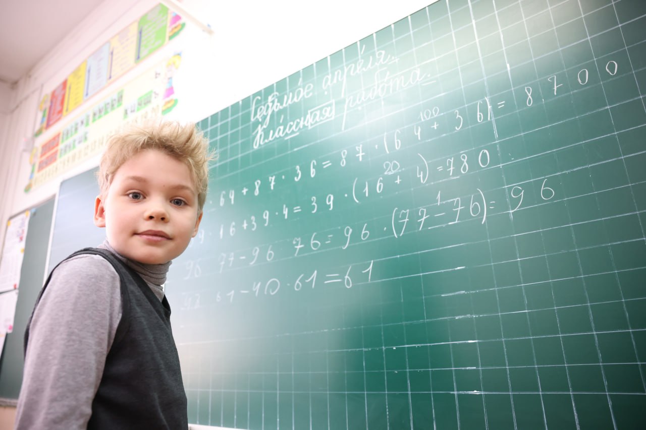 Губернатор Вадим Шумков поставил задачи по ремонту образовательных объектов в Шадринске Губернатор Вадим Шумков поставил задачи по ремонту образовательных объектов в Шадринске