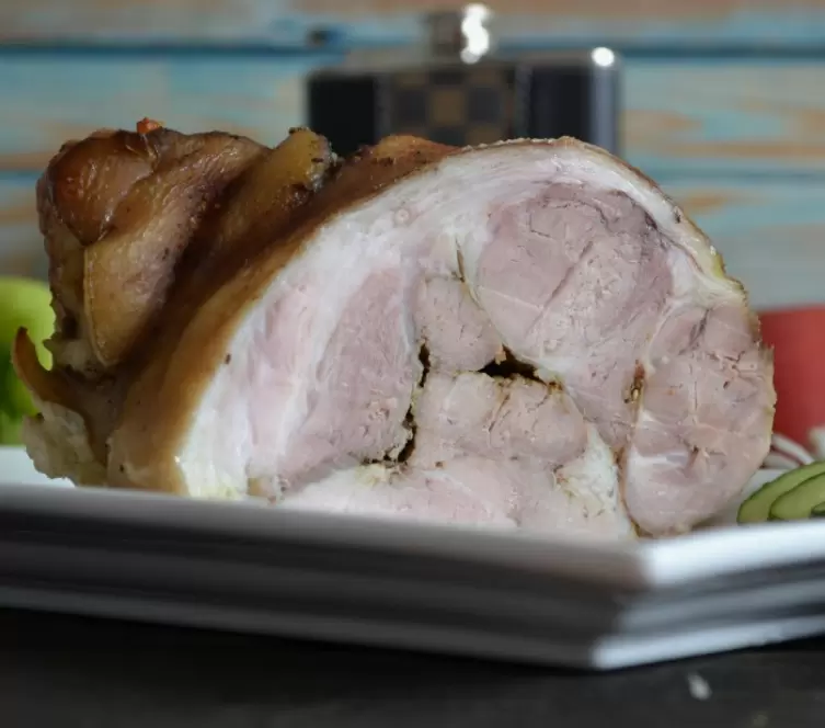 Ленивый способ приготовить буженину из рульки в мультиварке