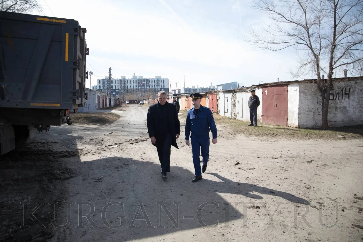 В Кургане в рамках профилактических мер для обеспечения безаварийного прохождения весеннего половодья продолжаются мероприятия по расчистке Тобола и прибрежных зон от веток, деревьев и нанесенного течением мусора В Кургане в рамках профилактических мер для обеспечения безаварийного прохождения весеннего половодья продолжаются мероприятия по расчистке Тобола и прибрежных зон от веток, деревьев и нанесенного течением мусора