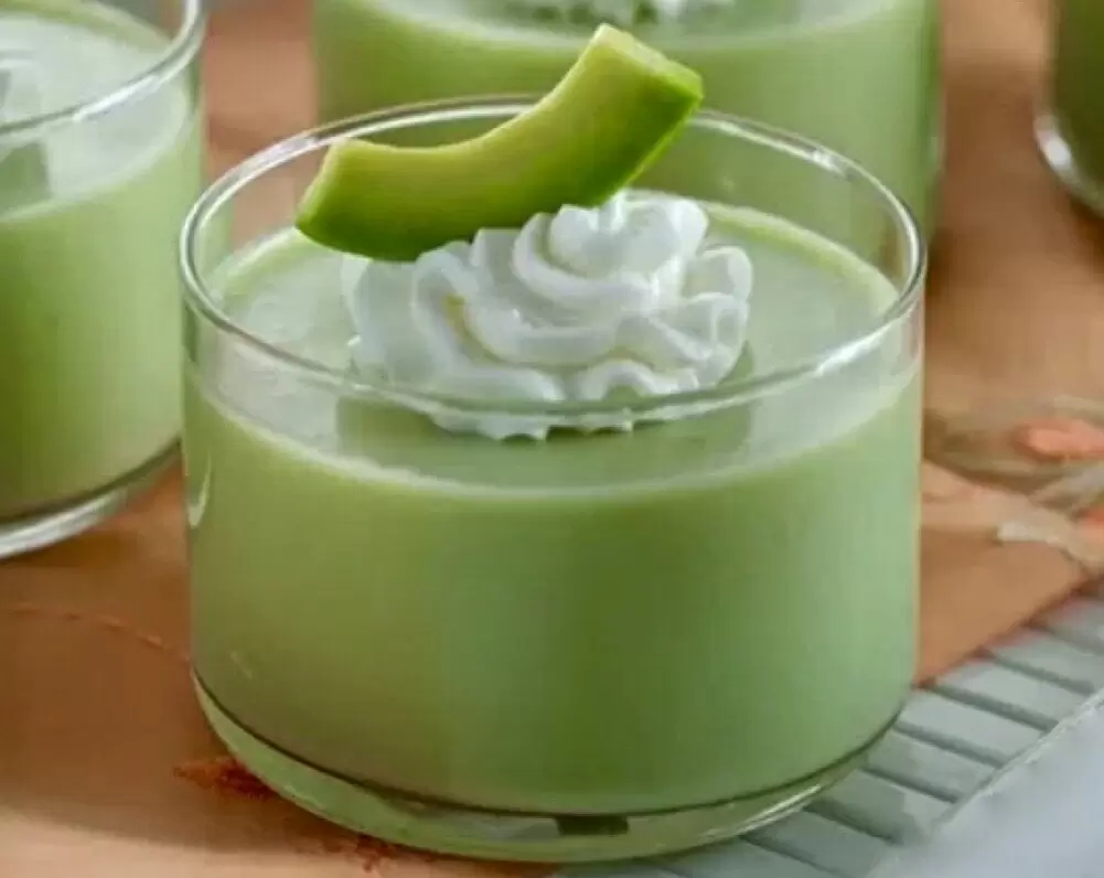 Нежные муссы для праздничного стола: от авокадо до сала