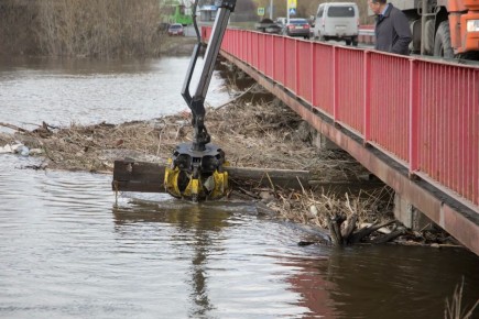 ����� � ����� � �������� ��� ����