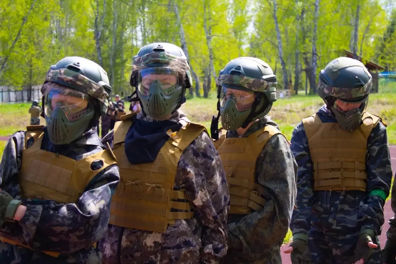 В Курганской области завершился региональный этап военно-патриотической игры «Зарница 2.0». Он прошёл с 10 по 14 мая на базе оздоровительного комплекса «Космос» В Курганской области завершился региональный этап военно-патриотической игры «Зарница 2.0». Он прошёл с 10 по 14 мая на базе оздоровительного комплекса «Космос»