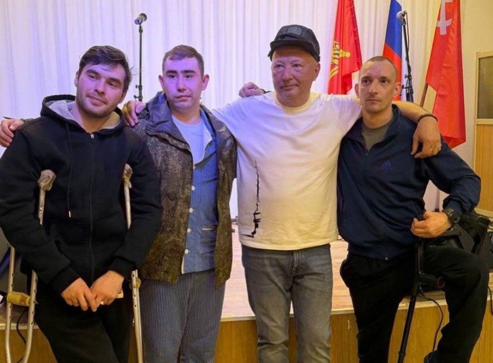 Уроженец Кургана Юрий Гальцев выступил перед бойцами в военном госпитале