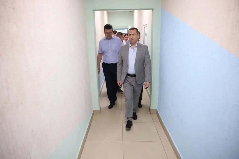 Вадим Шумков: В Боровлянке. Несколько лет назад приняли решение отремонтировать здесь школу Вадим Шумков: В Боровлянке. Несколько лет назад приняли решение отремонтировать здесь школу