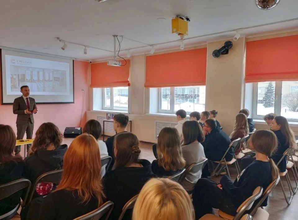 Читателей Кургана продолжают радовать интересными мероприятиями и творческими идеями городские модельные библиотеки Читателей Кургана продолжают радовать интересными мероприятиями и творческими идеями городские модельные библиотеки
