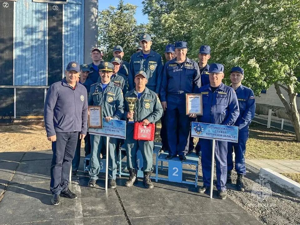 В Курганской области выбрали сильнейшее звено газодымозащитной службы В Курганской области выбрали сильнейшее звено газодымозащитной службы