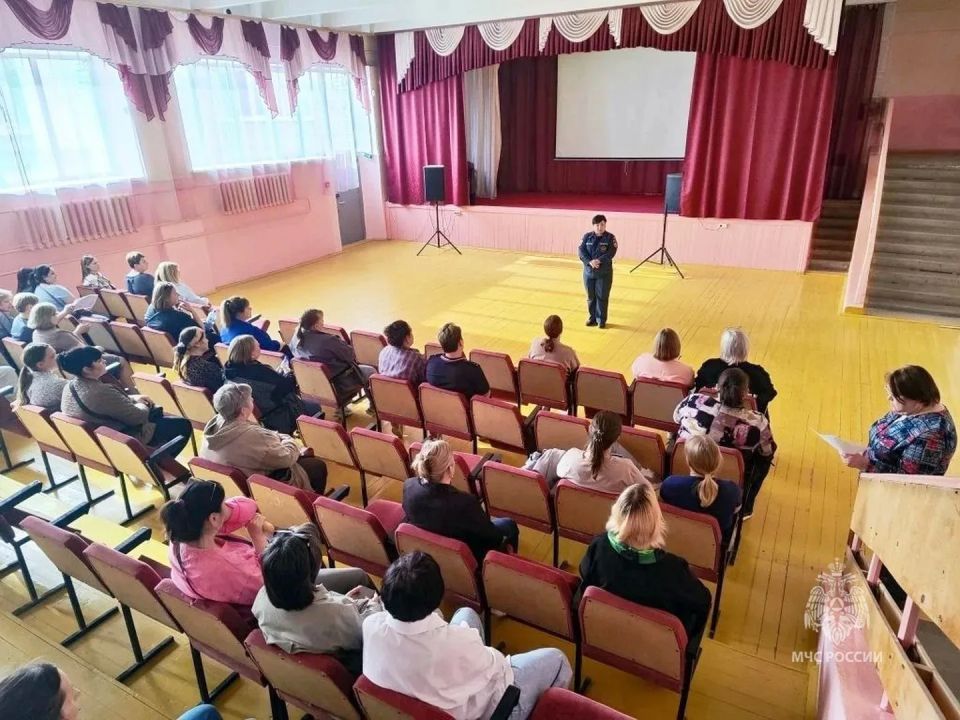 Зауральским родителям – о безопасности детей в летние каникулы Зауральским родителям – о безопасности детей в летние каникулы