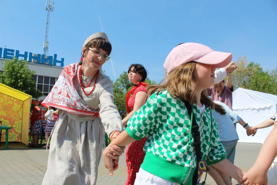 Традиционно широко в Кургане встретили День славянской письменности и культуры в минувшие выходные Традиционно широко в Кургане встретили День славянской письменности и культуры в минувшие выходные