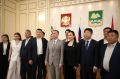 Губернатор Вадим Шумков обсудил вопросы сотрудничества с китайской делегацией, которую возглавила директор центра Института экономики и торговли Китай-ШОС (Шанхайской организации сотрудничества) ЛИ Хуэй, а в состав вошли...