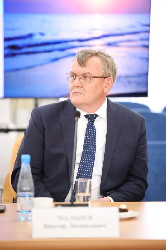 Вадим Шумков: Помню, не так давно, когда ещё только состоялось моё знакомство с Курганской областью, у меня сложилось своё представление о местном предпринимательском сообществе Вадим Шумков: Помню, не так давно, когда ещё только состоялось моё знакомство с Курганской областью, у меня сложилось своё представление о местном предпринимательском сообществе