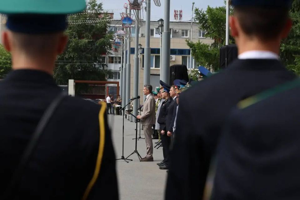 Сегодня, 28 мая, в Кургане прошло торжественное мероприятие, посвященное Дню пограничника Сегодня, 28 мая, в Кургане прошло торжественное мероприятие, посвященное Дню пограничника