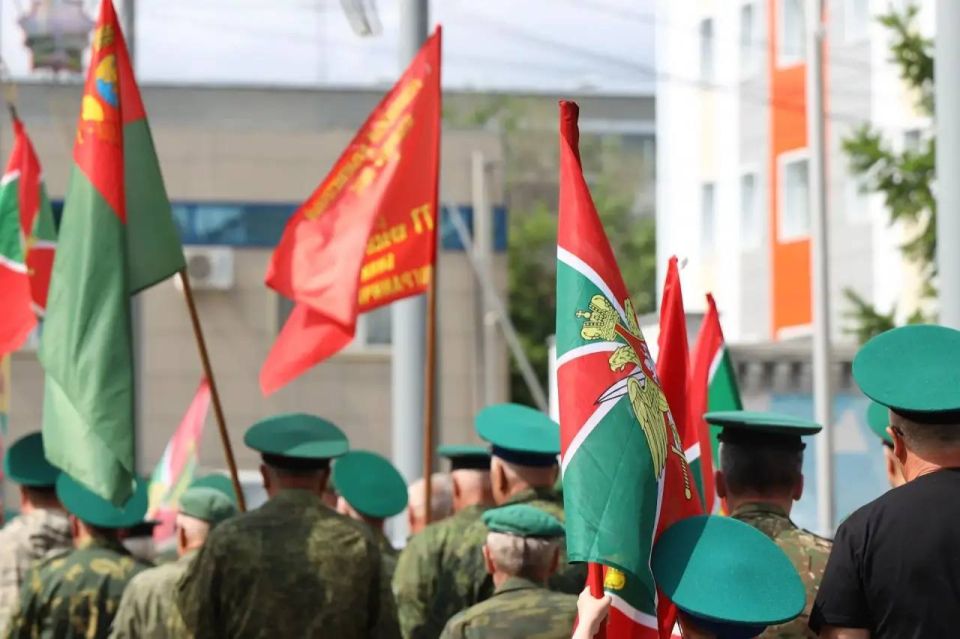 Сегодня, 28 мая, в Кургане прошло торжественное мероприятие, посвященное Дню пограничника Сегодня, 28 мая, в Кургане прошло торжественное мероприятие, посвященное Дню пограничника