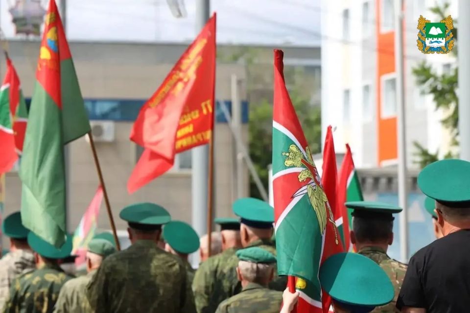Сегодня, 28 мая, в Кургане прошло торжественное мероприятие, посвященное Дню пограничника Сегодня, 28 мая, в Кургане прошло торжественное мероприятие, посвященное Дню пограничника