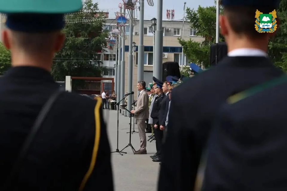 Сегодня, 28 мая, в Кургане прошло торжественное мероприятие, посвященное Дню пограничника Сегодня, 28 мая, в Кургане прошло торжественное мероприятие, посвященное Дню пограничника