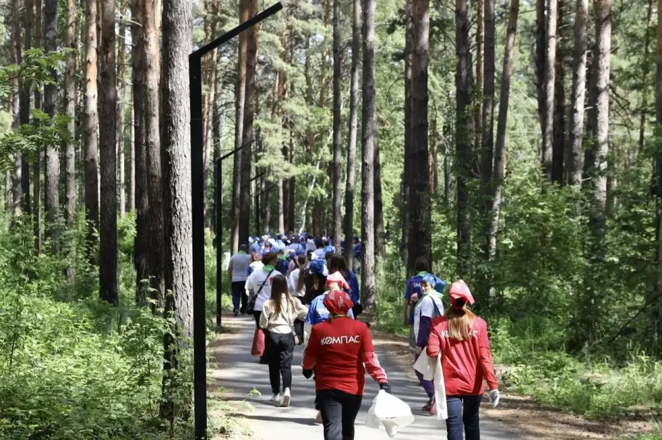 Сегодня, 29 мая, в экопарке «Рябковский» прошла всероссийская акция «Особенности национальной уборки» Сегодня, 29 мая, в экопарке «Рябковский» прошла всероссийская акция «Особенности национальной уборки»