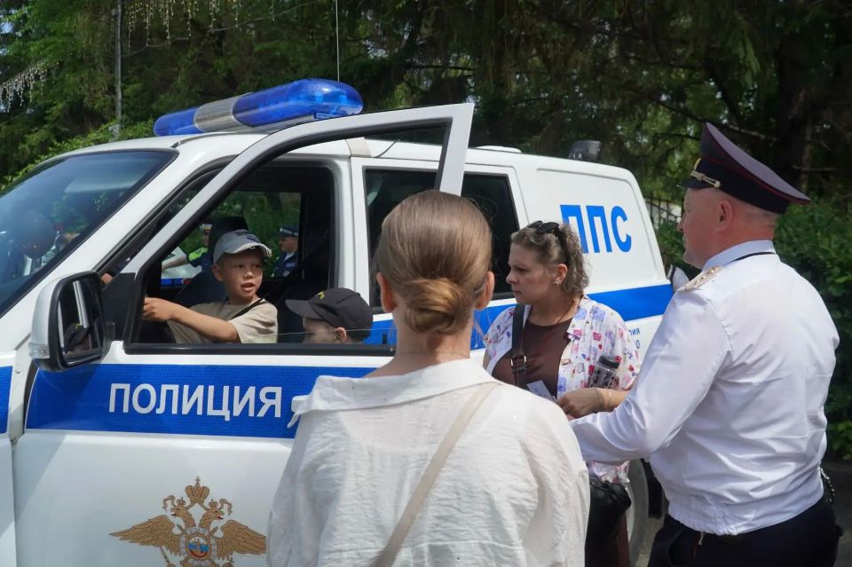 #БудьВформе #ОдинДеньСполицией #МВД45 #БудьВформе #ОдинДеньСполицией #МВД45