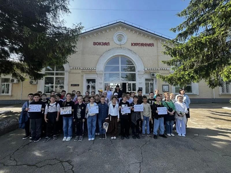 Транспортные полицейские провели курс профилактических встреч в рамках акции «Уступи дорогу поездам» Транспортные полицейские провели курс профилактических встреч в рамках акции «Уступи дорогу поездам»