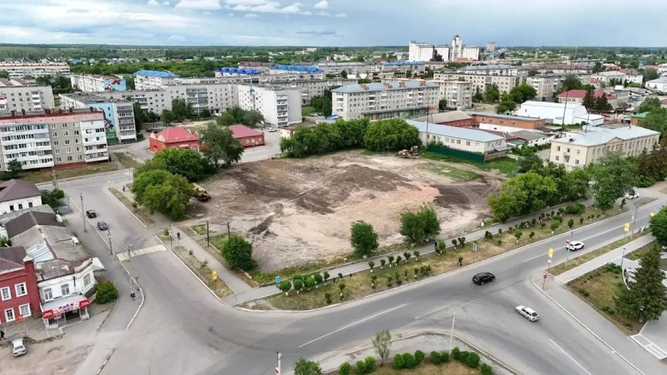 В центре Далматово в этом году появится ещё одно уютное место для отдыха и занятий спортом В центре Далматово в этом году появится ещё одно уютное место для отдыха и занятий спортом