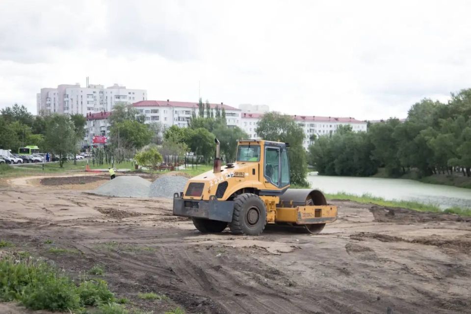 Антон Науменко: Заехали на новую общественную территории на пересечении улиц Пролетарская и Советская Антон Науменко: Заехали на новую общественную территории на пересечении улиц Пролетарская и Советская