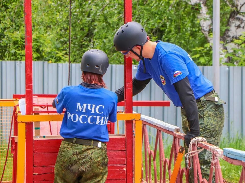 В Курганской области подвели итоги соревнований «Школа безопасности», определив сильнейшие команды В Курганской области подвели итоги соревнований «Школа безопасности», определив сильнейшие команды