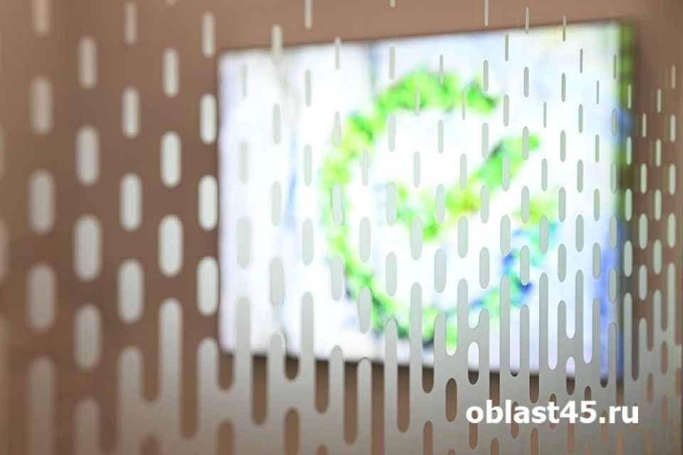 В Кургане уже работает инновационный банкомат Сбера с ИИ-помощником и экспресс-оценкой здоровья