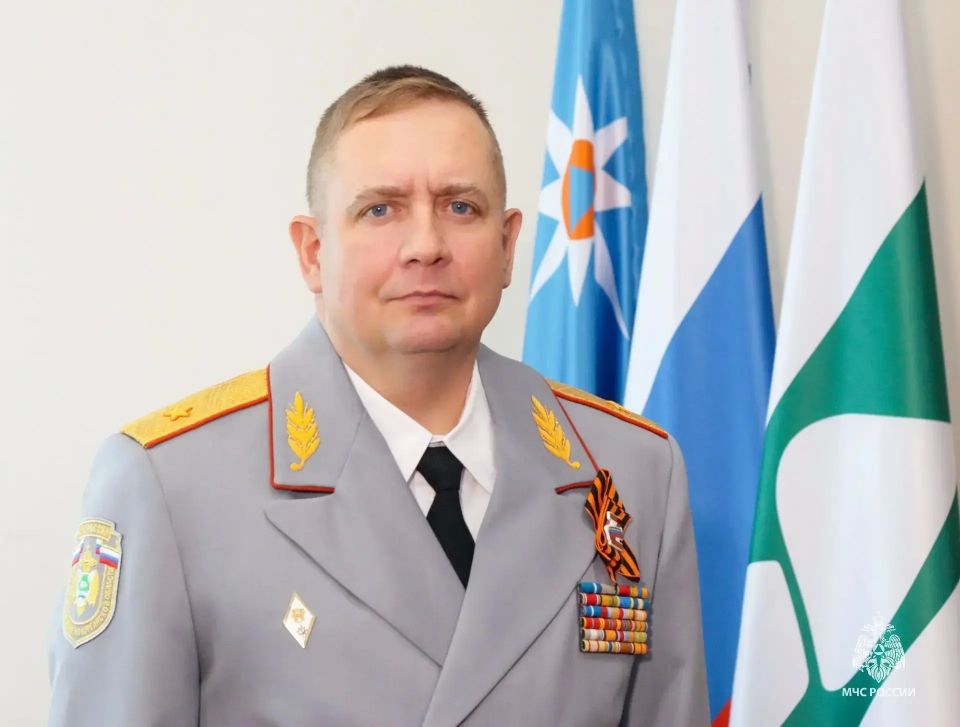 Поздравление начальника Главного управления генерал-майора внутренней службы Евгения Орлова с Днем России