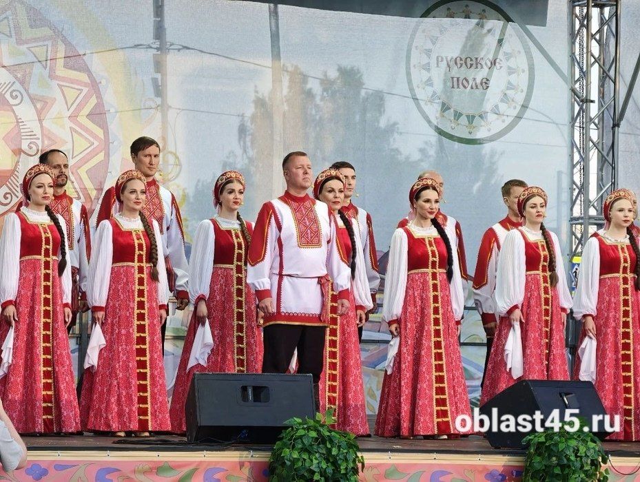 Голоса, покорившие Курган: первый день фестиваля «Русское поле» триумфально завершился