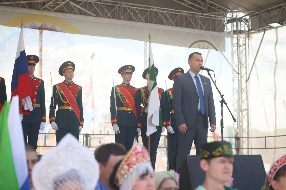 Вадим Шумков: С праздником вас, дорогие друзья Вадим Шумков: С праздником вас, дорогие друзья