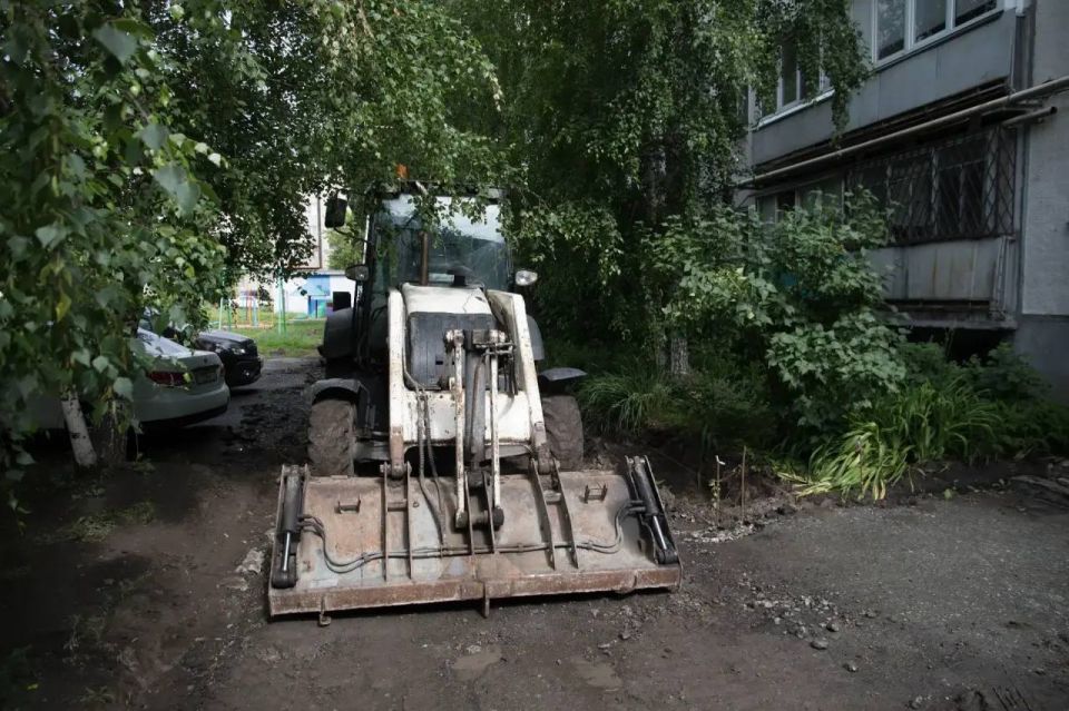 Антон Науменко: Также проверили ремонты дорог, дворов и общее благоустройство Антон Науменко: Также проверили ремонты дорог, дворов и общее благоустройство