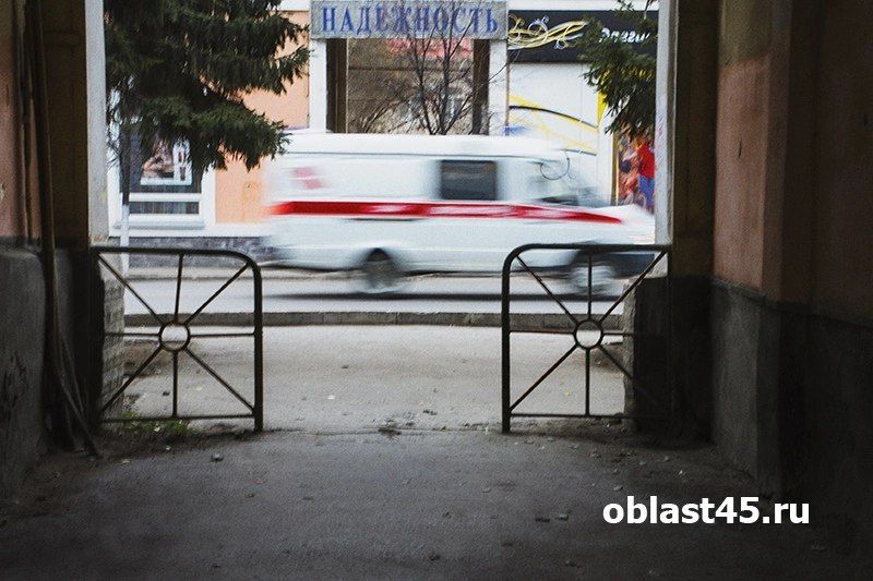 Стали известны подробности ДТП возле загоревшегося ТРЦ в Кургане
